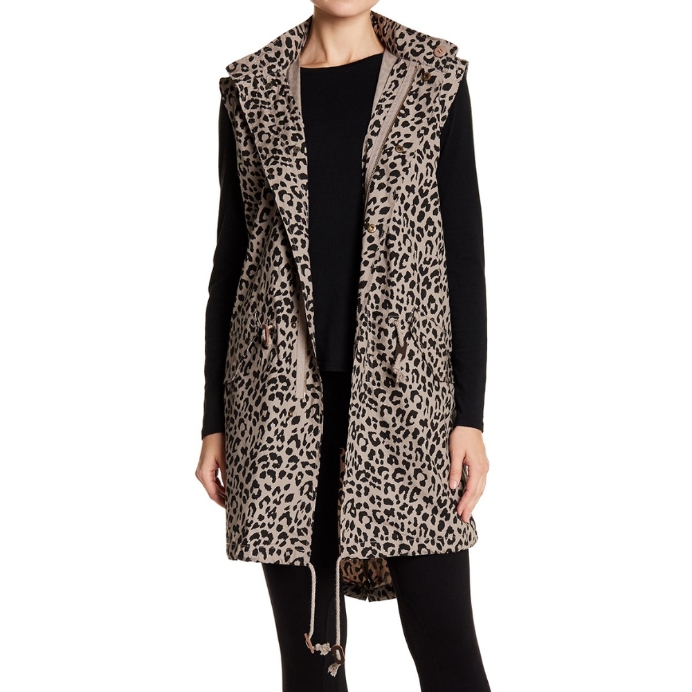 [Ashley Mason] Hooded Animal Print Vest Leopard